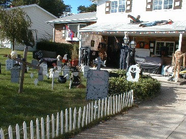 [Graveyard Halloween]